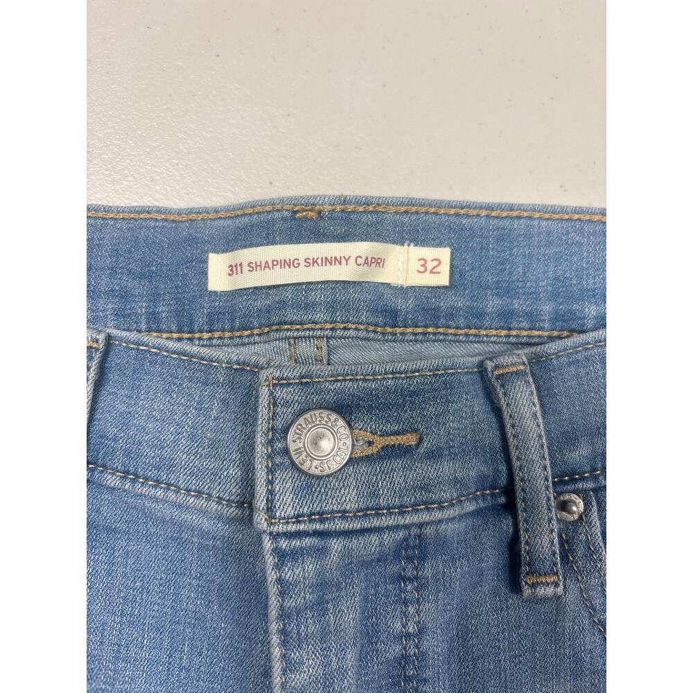 Levi's 311 Shaping Skinny Capri Women's 32 Blue Stretch Light Wash High Rise - Picture 4 of 8